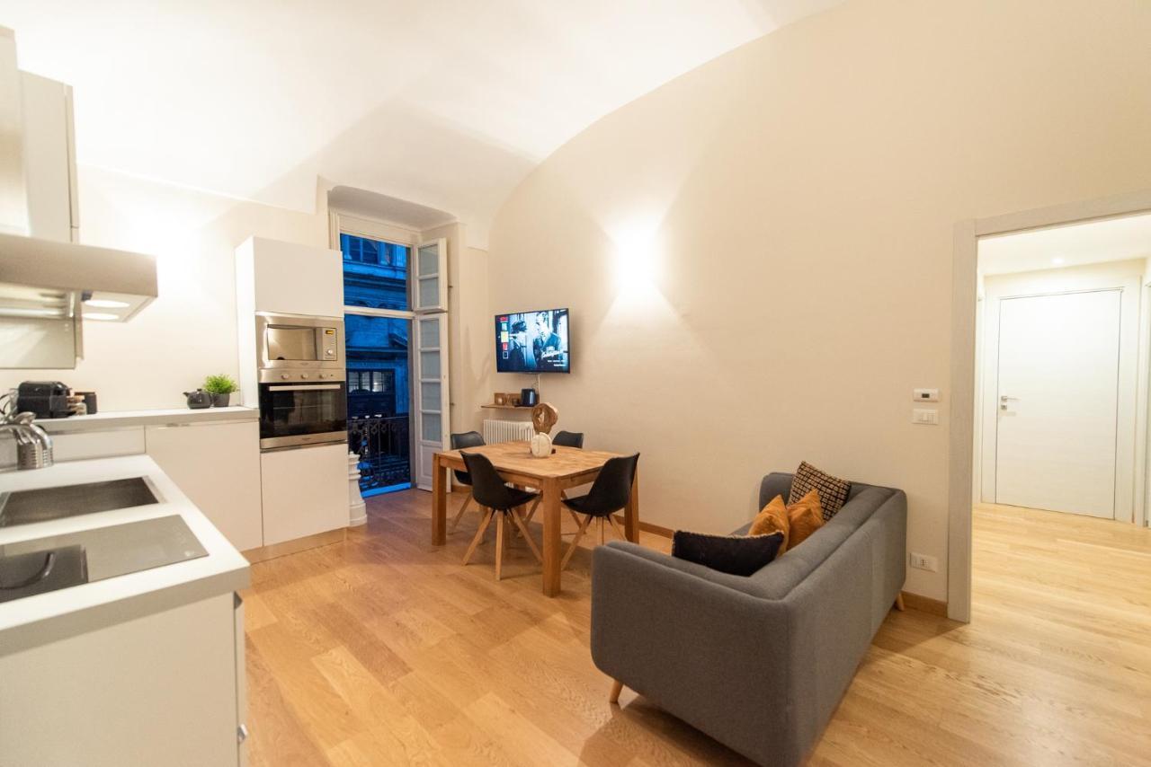 Grand Palace Apartment -Centro Storico Турин Экстерьер фото