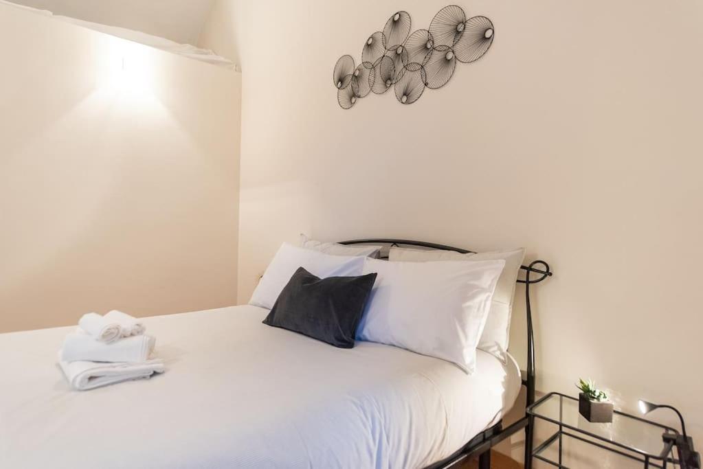 Grand Palace Apartment -Centro Storico Турин Экстерьер фото